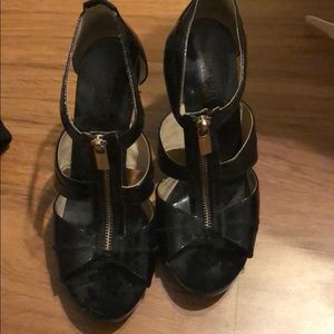 Michael Kors ZIP Up Heels Size 8.5